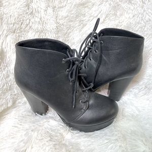 In like new condition